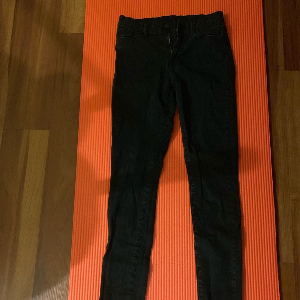 highrise black jeans